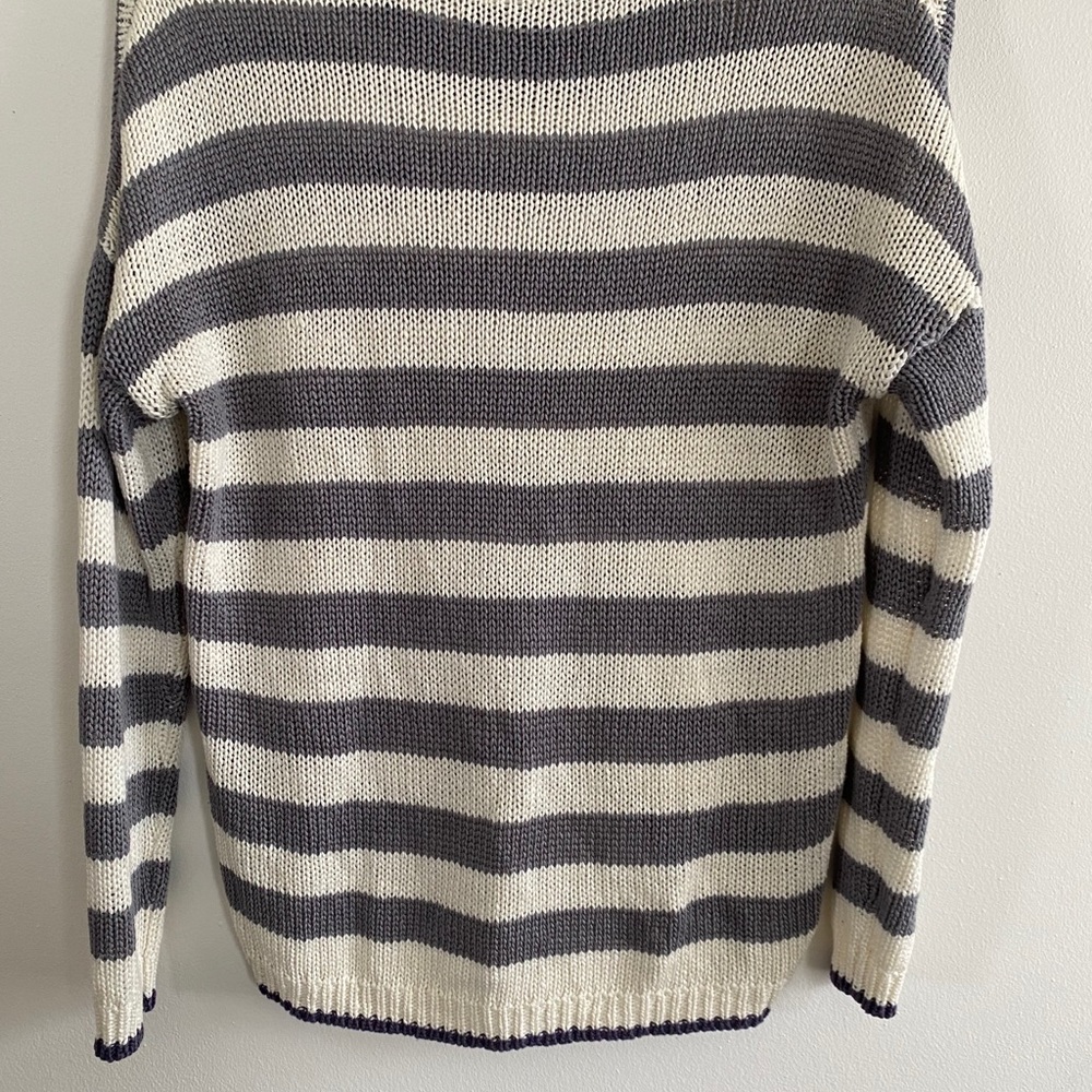 Sweater! - Picture 2 of 7